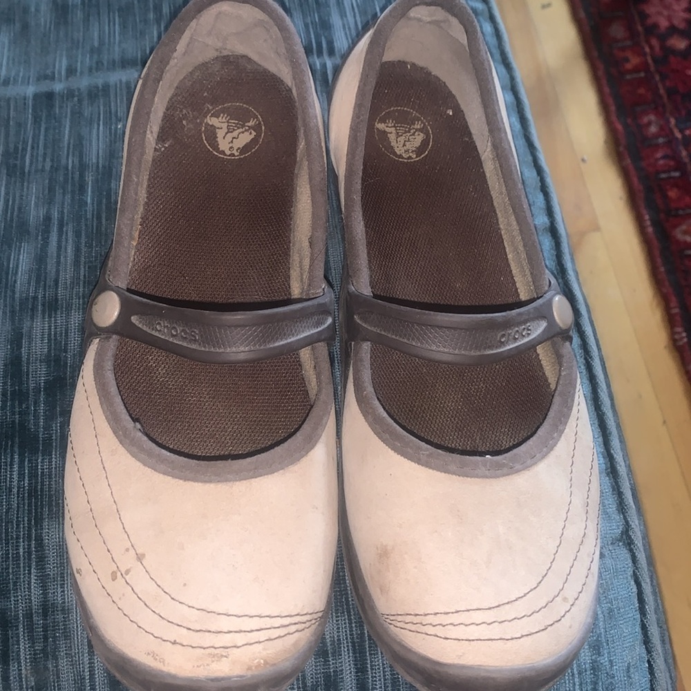 CROCS ' Brown Mary Jane Dress Shoes